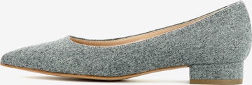 EVITA Pumps in Grau