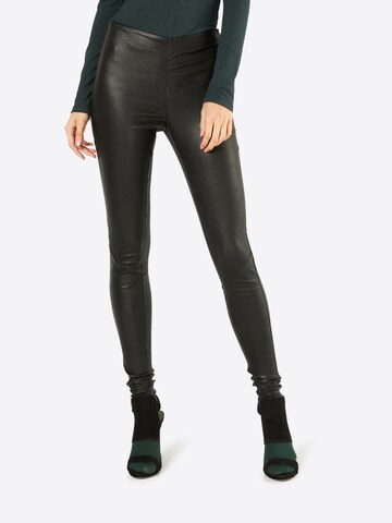 Skinny Leggings 'Zeba' Y.A.S en noir : devant