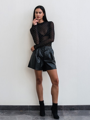 Black Leather Shorts Look
