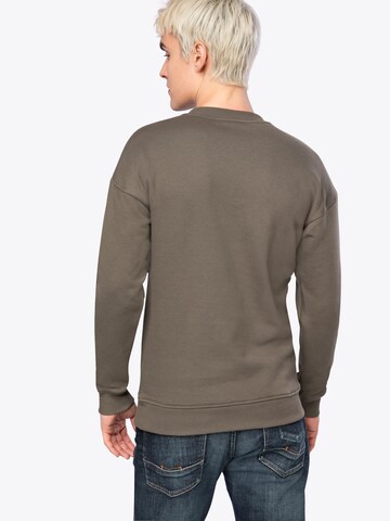 Urban Classics Свитшот 'Crewneck' в Зеленый: сзади