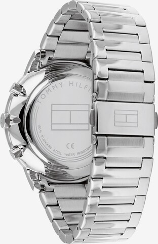 TOMMY HILFIGER Analogové hodinky 'HUNTER' – stříbrná