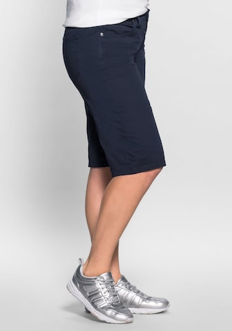 SHEEGO Regular Shorts in Blau