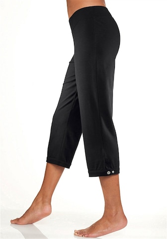 H.I.S Regular Trousers in Black: front