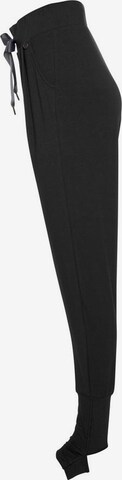 OCEAN SPORTSWEAR Tapered Workout Pants in Black