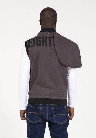 PLUS EIGHTEEN Vest in Grey