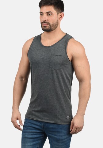 !Solid Tanktop 'Andrew' in Grau: predná strana