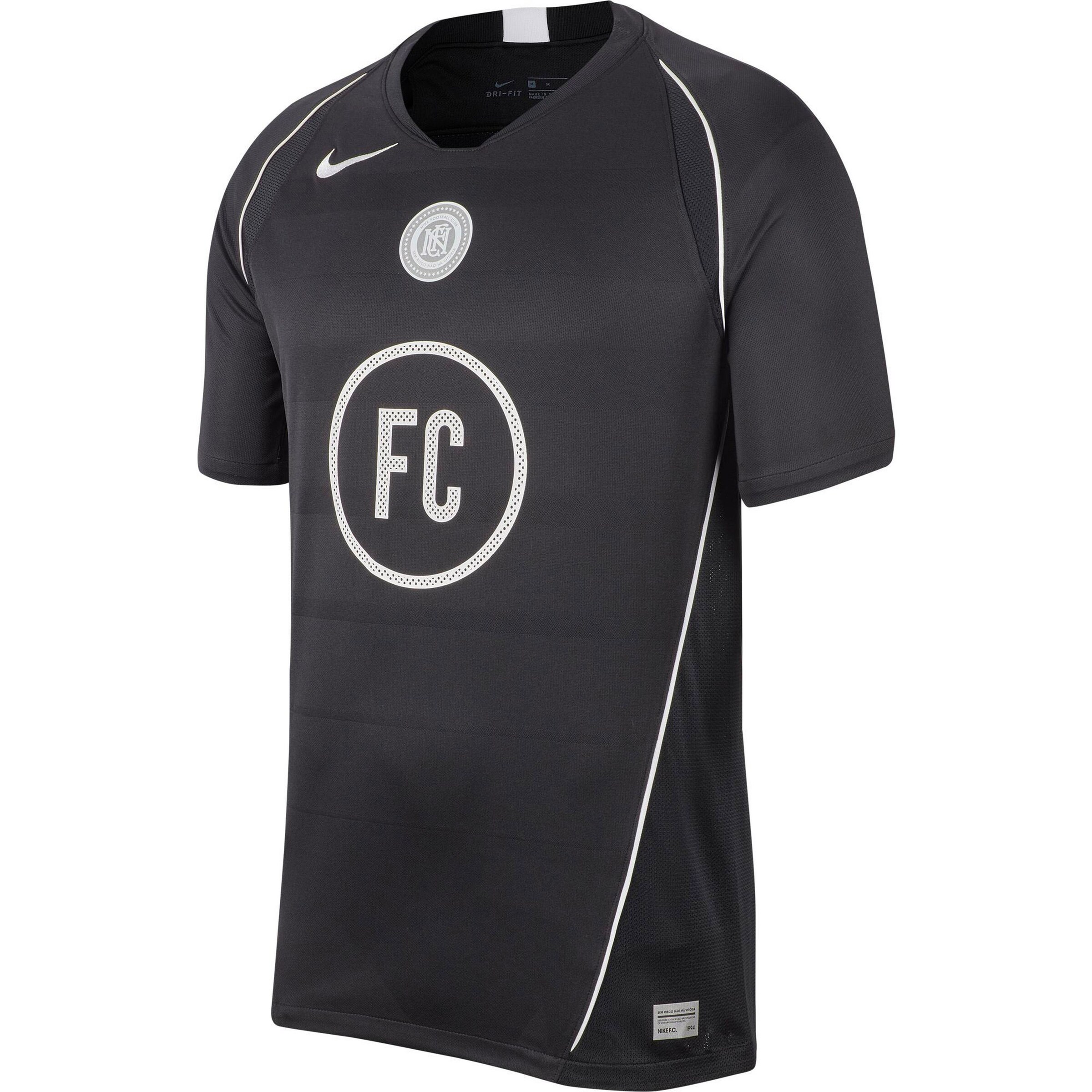 NIKE Funktionsshirt 'FC' in Schwarz: Vorderseite