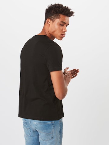 LACOSTE T-Shirt in Schwarz