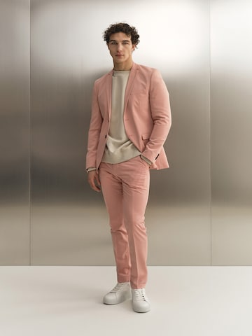 Pink Casual Suit Look