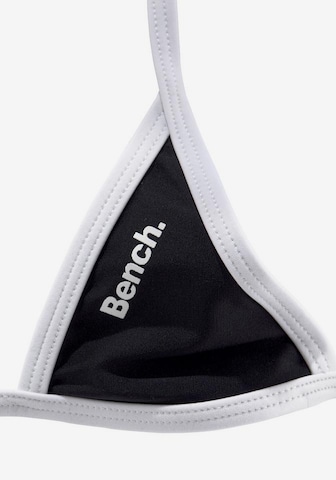 BENCH Triangel Bikini in Zwart