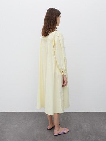 Rochie 'Zilan' de la EDITED pe galben