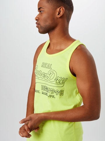 Coupe regular T-Shirt Superdry en jaune