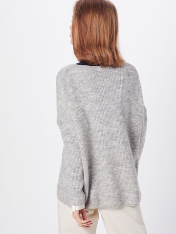 Pull-over ONLY en gris : derrière