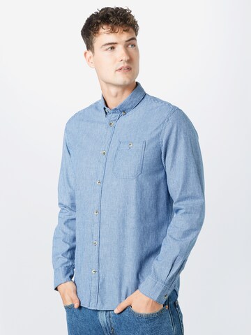 TOM TAILOR جينز مضبوط قميص بلون أزرق: الأمام