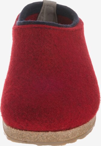 HAFLINGER Slippers 'Grizzly Kris' in Red