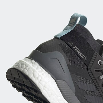 pilka ADIDAS PERFORMANCE Auliniai batai 'Terrex Free Hiker'