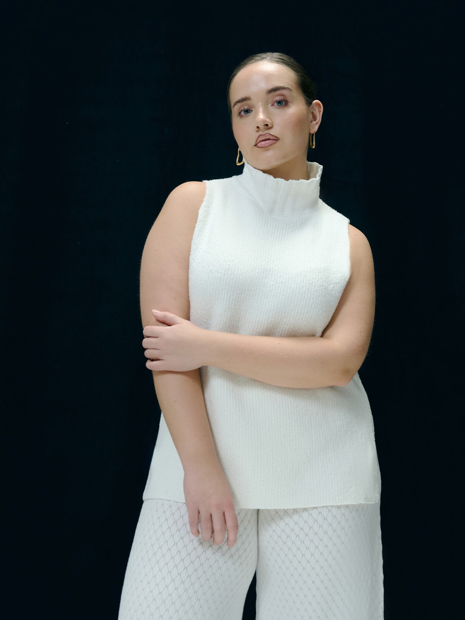 Greta A - White Knit Look