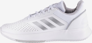 ADIDAS SPORTSWEAR Спортни обувки 'Courtsmash' в бяло