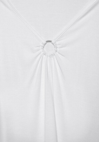 T-shirt LASCANA en blanc