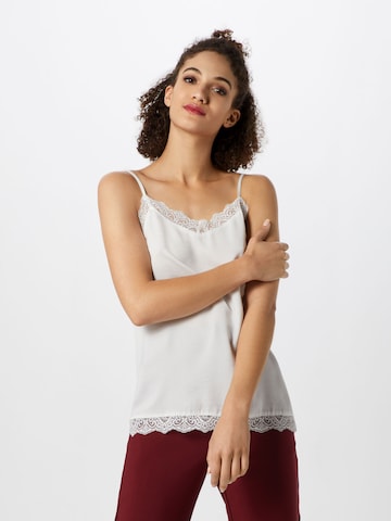 VILA Top 'Cava' in White: front