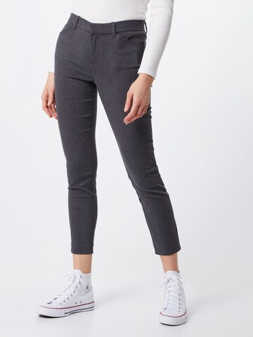 Skinny Pantalon GAP en noir : devant