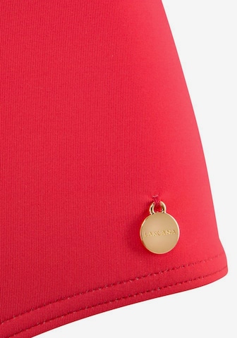 Slip costum de baie 'Scallop' de la LASCANA pe roșu