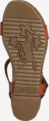 MUSTANG Sandalen met riem in Bruin: onderaan