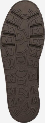 CLARKS Botki sznurowane 'Trace Pine' w kolorze czerwony