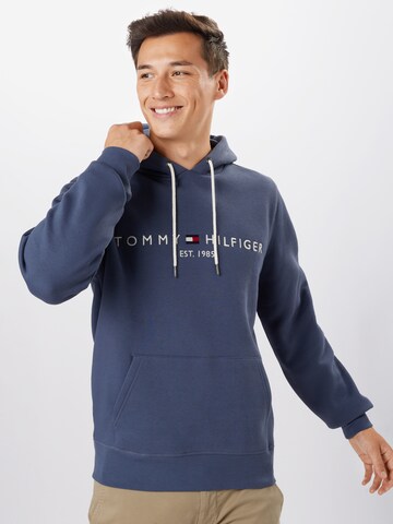 Regular fit Felpa di TOMMY HILFIGER in blu: frontale