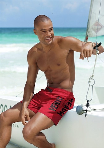 VENICE BEACH Swimming shorts in Red: front