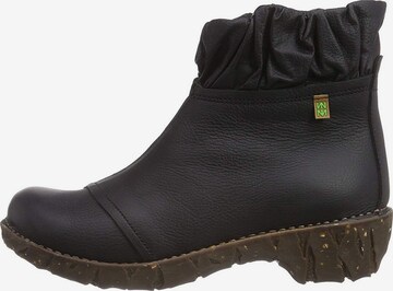 EL NATURALISTA Stiefel in Schwarz