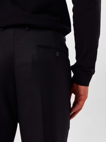 Coupe slim Pantalon à plis BURTON MENSWEAR LONDON en noir