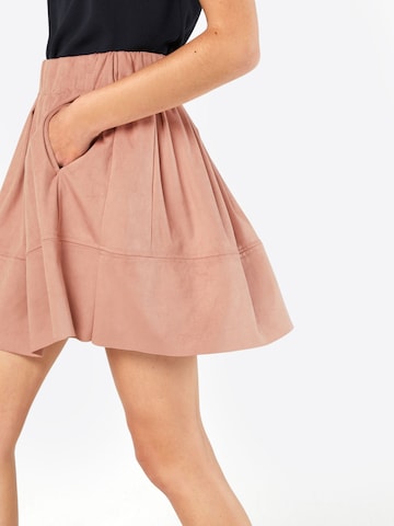 Moves Skirt 'Kia' in Pink