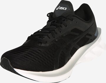 ASICS Loopschoen 'Novablast' in Zwart: voorkant