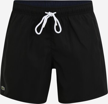 LACOSTE Badeshorts in Schwarz: predná strana