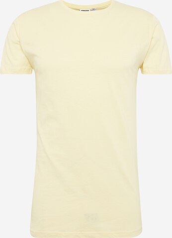 Urban Classics - Camiseta en amarillo: frente