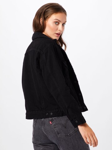 LEVI'S ® Демисезонная куртка 'Ex BF Sherpa Trucker' в Черный: сзади