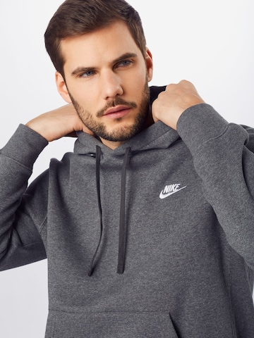 Nike Sportswear Rovný strih Mikina 'Club Fleece' - Sivá