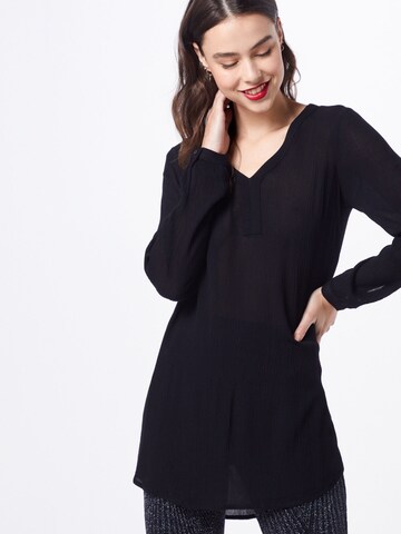 KAFFE CURVE Tunic 'Amber' in Black: front