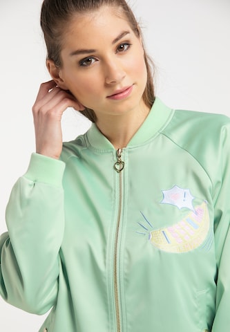 MYMO Between-Season Jacket in Green: front