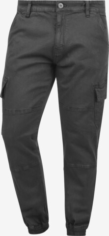 INDICODE JEANS Cargobroek 'Bromfield' in Grijs: voorkant