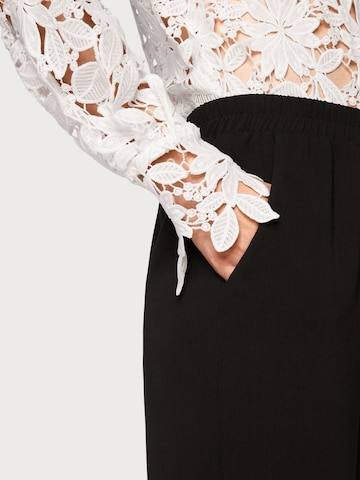 EDITED - Pierna ancha Pantalón 'Alexia' en negro