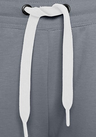 BENCH - Slimfit Pantalón en gris