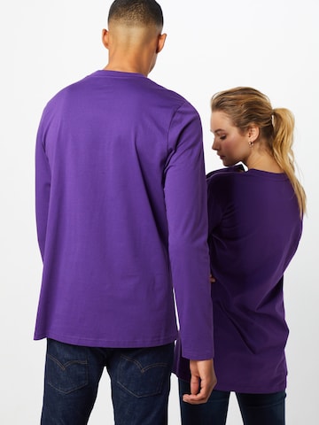 T-Shirt 'Pia' PARI en violet : derrière