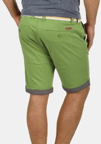 !Solid - Regular Calças chino 'Lagos' em verde