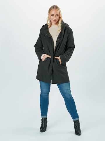 Manteau mi-saison ONLY Carmakoma en vert