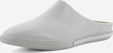 ECCO Slippers in White: front