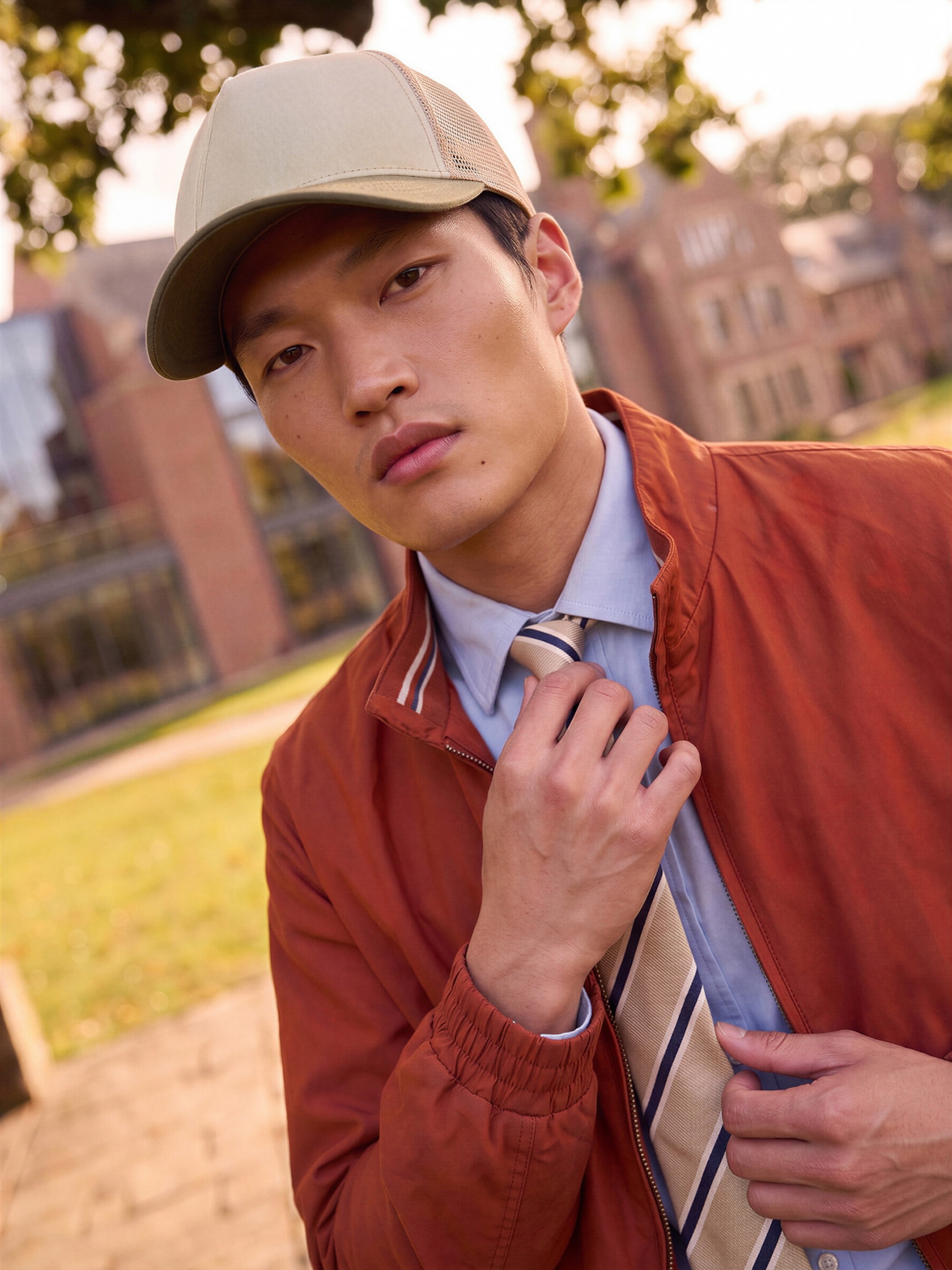 Clásicos de estilo smart-casual para el aula Los clásicos universitarios, reinventados