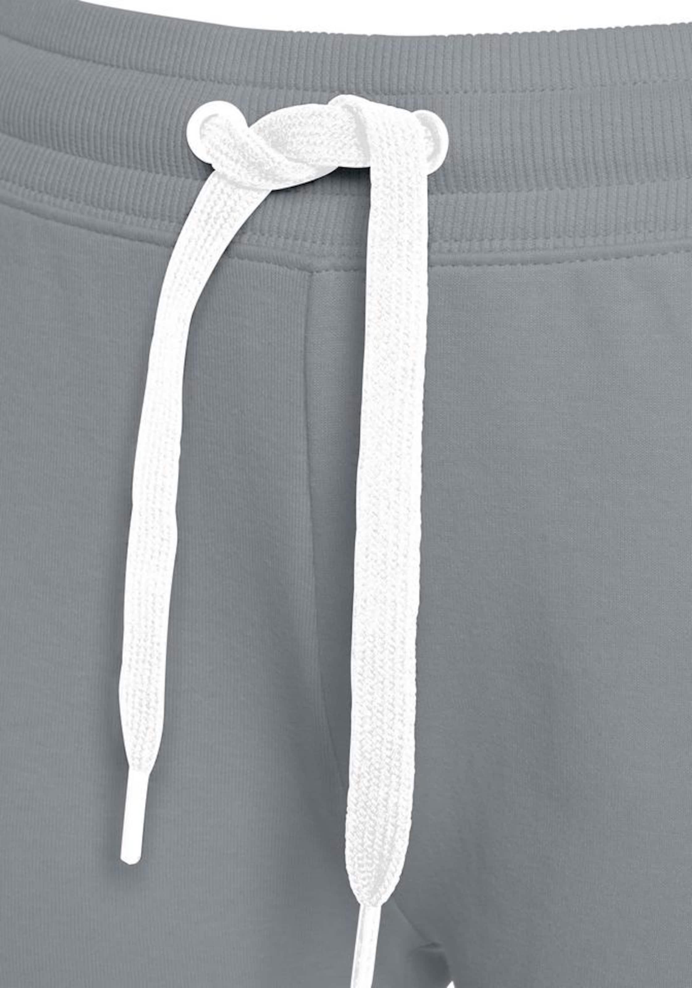 BENCHSlimfit Hlače - siva boja