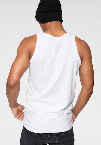 LONSDALE Футболка в Черный